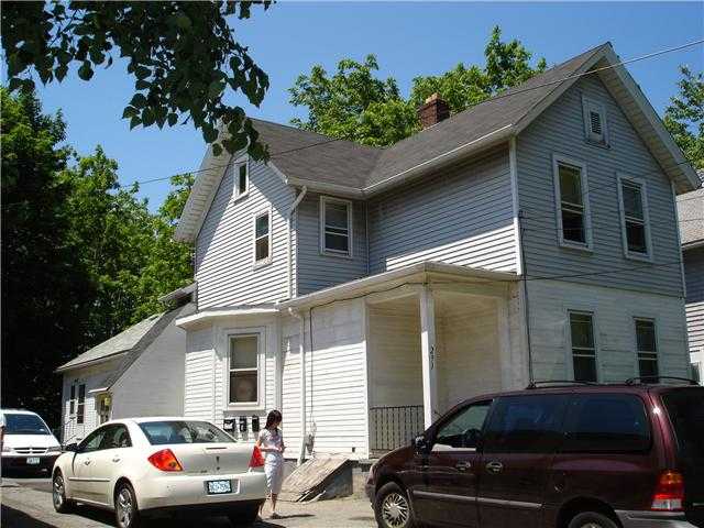 291 Saxton St in Rochester, NY - Building Photo