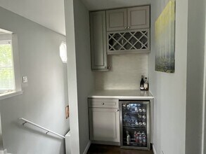 6241 N Sayre Ave, Unit North Sayre in Chicago, IL - Foto de edificio - Building Photo