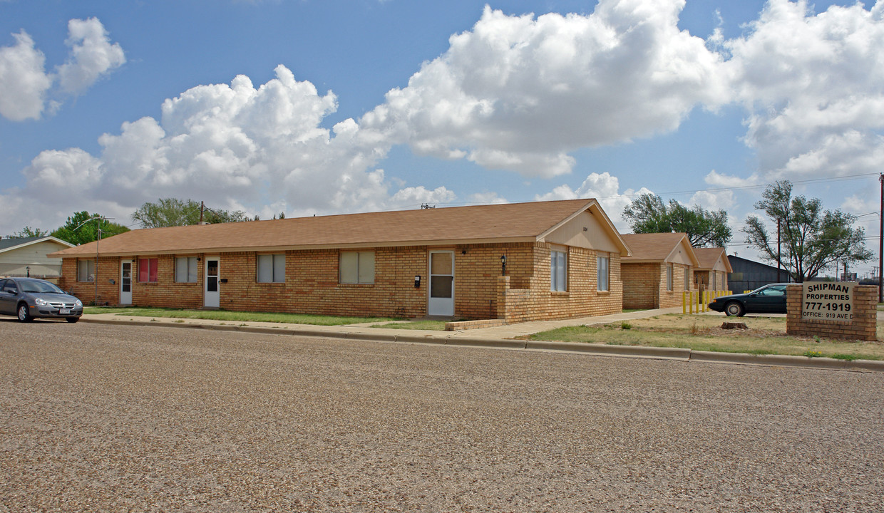 408 15th St in Abernathy, TX - Building Photo