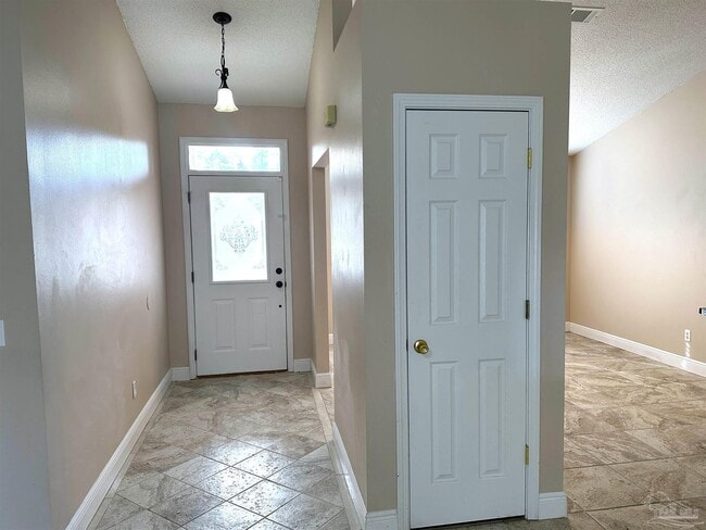 9104 Sebring Dr in Pensacola, FL - Building Photo - Building Photo