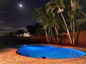 15813 SW 140th St in Miami, FL - Building Photo - Building Photo