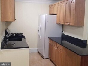 7759 Donnybrook Ct-Unit -105 in Annandale, VA - Building Photo - Building Photo