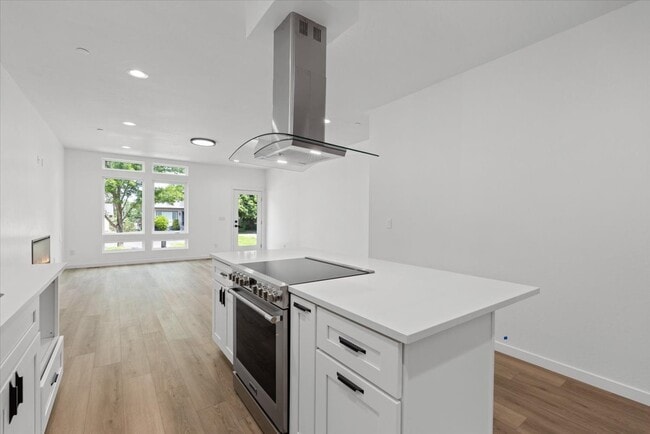 property at 2007 W 9th Ave