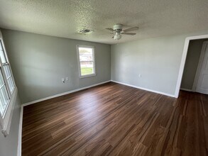 2107 Montesquieu St in Chalmette, LA - Building Photo - Building Photo