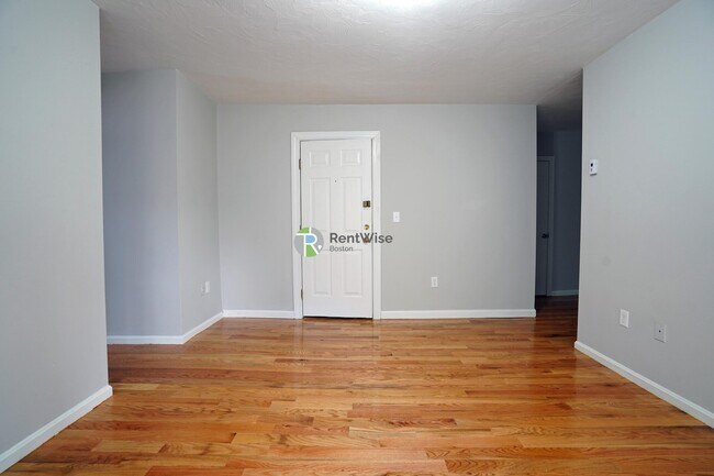 29 Colborne Rd in Boston, MA - Foto de edificio - Building Photo