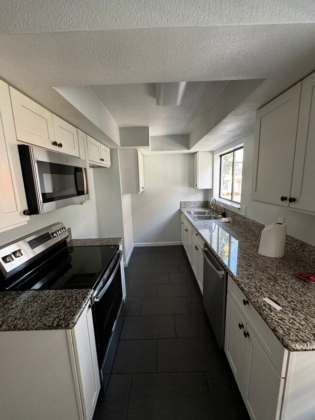 property at 2208 N Broadway