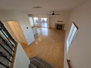205 Heiple Ct in Henderson, NV - Building Photo - Building Photo