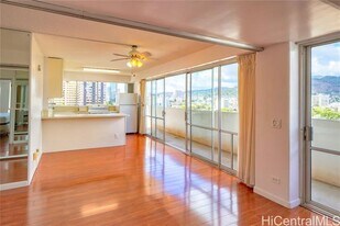 439 Keoniana St in Honolulu, HI - Building Photo