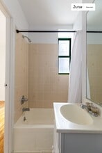 248 W 64th St, Unit 4F in New York, NY - Building Photo - Building Photo