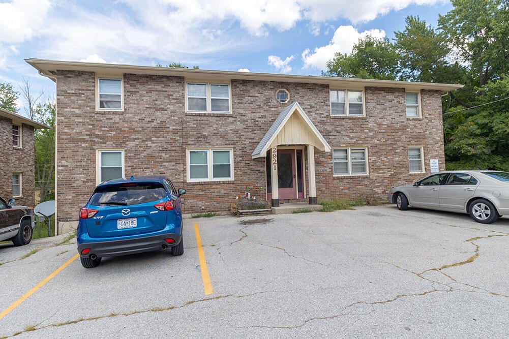 2921 Northland Dr in Columbia, MO - Building Photo