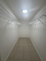 2916 NW 55th Ave in Lauderhill, FL - Building Photo