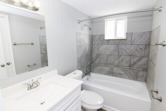 4306 Norman Dr SE in Grand Rapids, MI - Building Photo - Building Photo