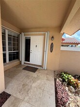 10362 NW 46th Terrace in Doral, FL - Building Photo - Building Photo