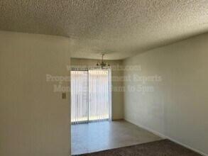 9018 Sherill Ct in Stockton, CA - Foto de edificio - Building Photo