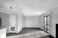 The Vibe @ 8035 photo'