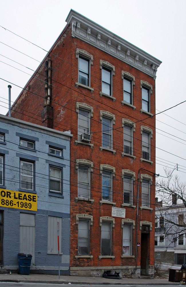 2302 Vine St in Cincinnati, OH - Building Photo - Building Photo