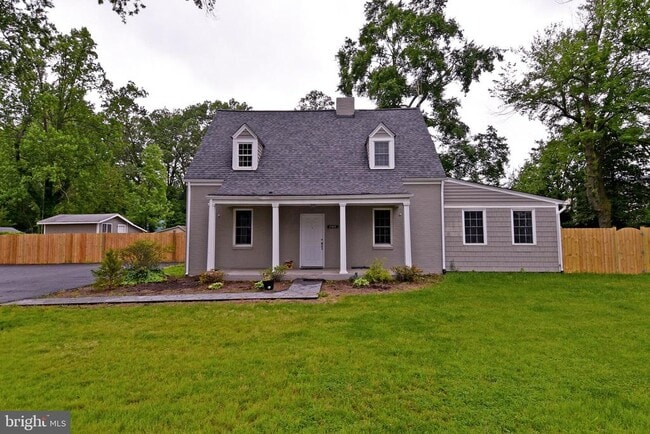 property at 2905 Boswell Ave
