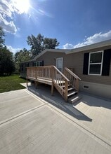 118 Poplar Dr in Sandwich, IL - Building Photo - Building Photo
