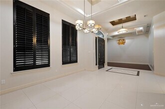 17 Grand Canal Dr in Mission, TX - Building Photo - Building Photo