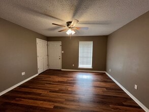 26665 Evelyn Dr in Denham Springs, LA - Building Photo - Building Photo