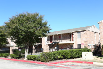 The Ivy in San Antonio, TX - Building Photo - Building Photo