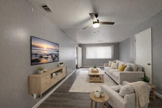 2808 Albany Ave in Davis, CA - Building Photo - Building Photo