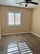 10229 Angels Loft St in Las Vegas, NV - Building Photo - Building Photo