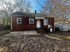 2517 Crispin Ave in Charlotte, NC - Building Photo - Building Photo