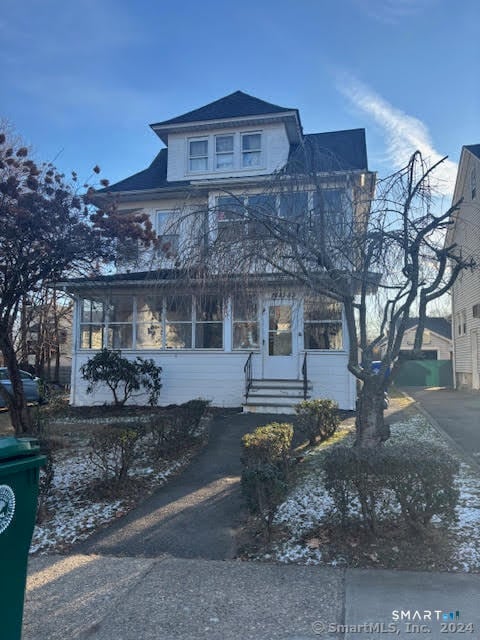 property at 1481 W Broad St