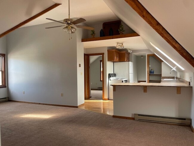 156 Fair St, Unit 3 in Wallingford, CT - Building Photo - Building Photo