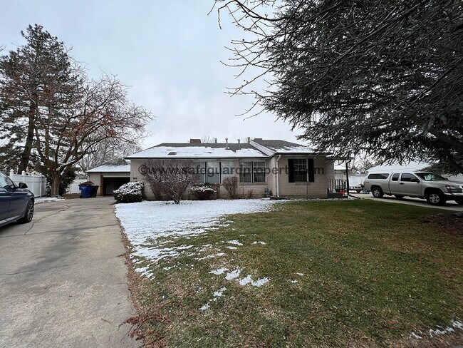 1906 Jeremy Ct in Murray, UT - Building Photo - Building Photo