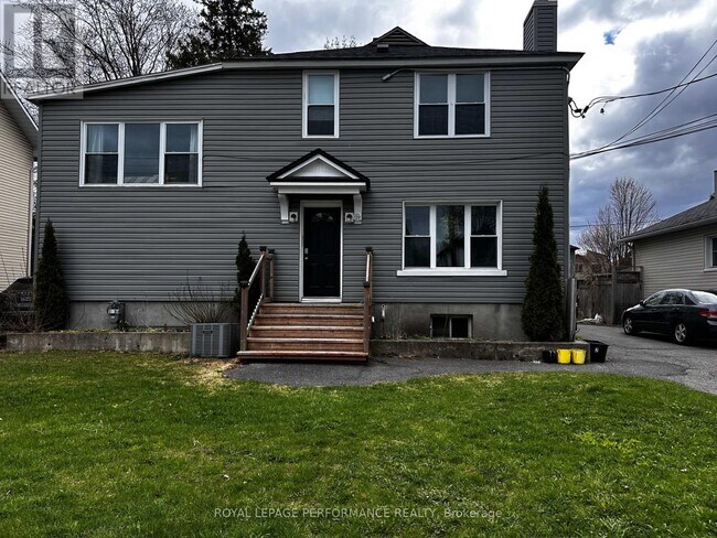 110 Glynn Ave in Ottawa, ON - Building Photo - Building Photo