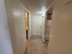 2843 E Marconi Ave in Phoenix, AZ - Building Photo - Building Photo