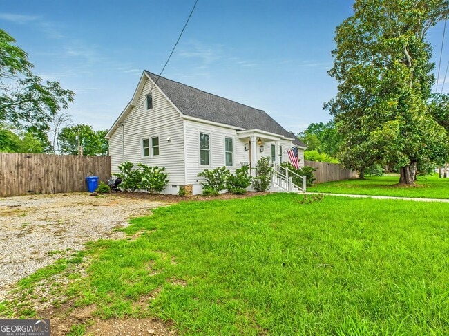 4970 Macon Hwy in Bishop, GA - Foto de edificio - Building Photo