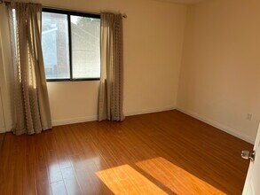 602 Lassen Ln in Costa Mesa, CA - Building Photo - Building Photo