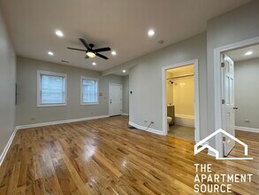 3606 W Cortland St, Unit 2r in Chicago, IL - Building Photo - Building Photo