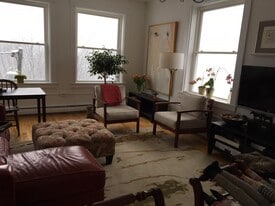 54 Main St in Middlebury, VT - Building Photo