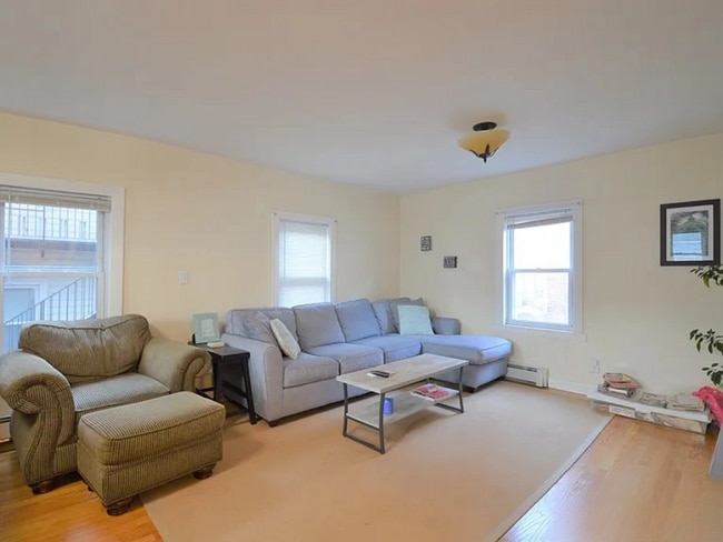 345 Market St, Unit 2