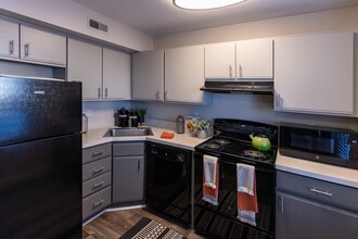 Highland Terrace Communities in Knoxville, TN - Foto de edificio - Building Photo