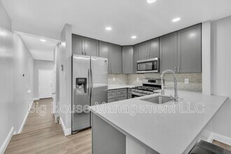 226 N Madeira St in Baltimore, MD - Building Photo - Building Photo