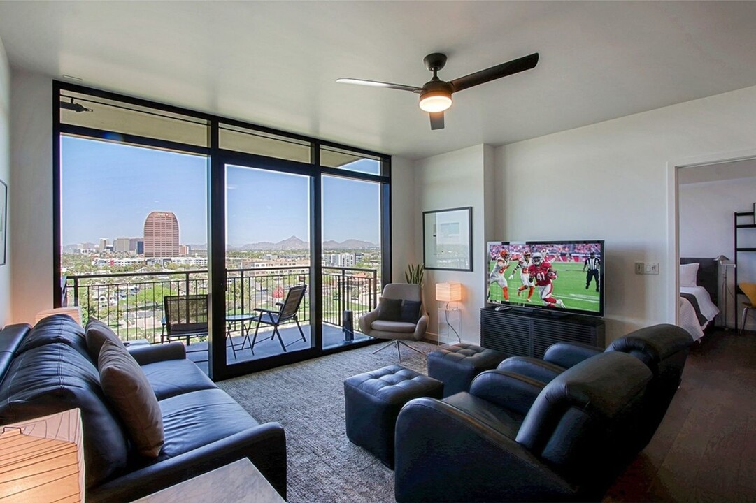 200 W Phoenix St in Phoenix, AZ - Building Photo