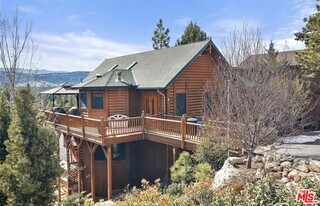 1165 Green Mountain Dr in Big Bear, CA - Building Photo