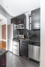 209 E 25th St, Unit 5A in New York, NY - Building Photo - Building Photo
