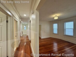 65 Conwell Ave in Somerville, MA - Building Photo - Building Photo