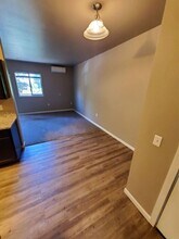 4255 Hawthorne Ave NE in Salem, OR - Building Photo - Building Photo