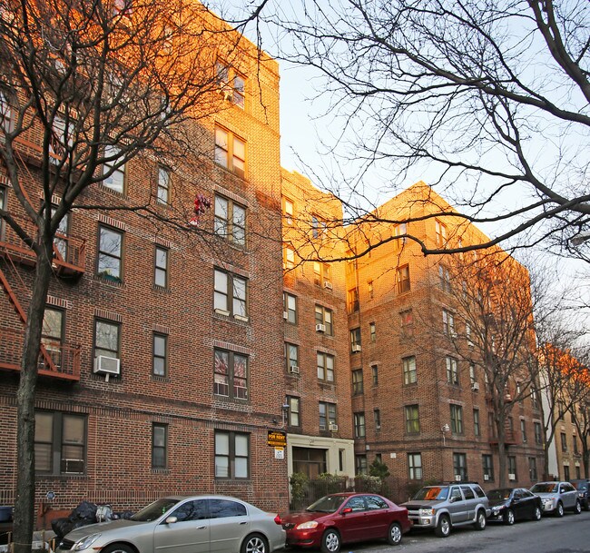 20-50 E 18th St in Brooklyn, NY - Building Photo - Building Photo