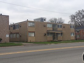 15000 Greenfield Rd Apartments