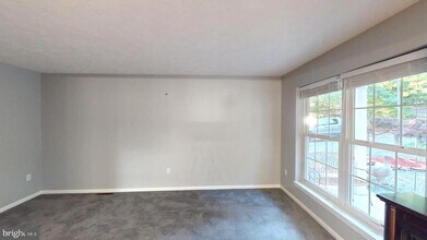 202 Lakeside Loop in Ridgeley, WV - Building Photo - Building Photo