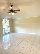 324 Sacramento St in Valrico, FL - Building Photo - Building Photo