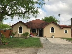 16 Share 28 Rd in Los Fresnos, TX - Building Photo